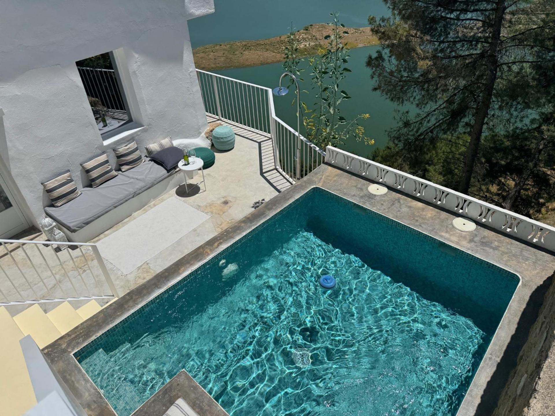 הוילה Iznájar Casa Trece מראה חיצוני תמונה